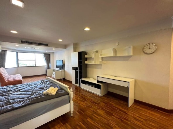 4 Bedrooms condominium for rent in Hillside 4-SM-Sta-1364