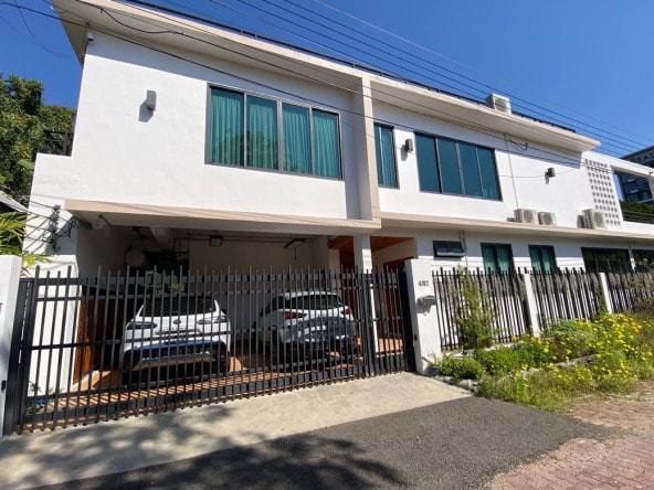 A modern house with pool for sale in Nimman area