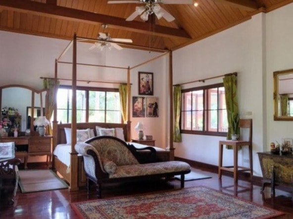 Beautiful 3 Bedroom Lanna Style House-TNP-38176